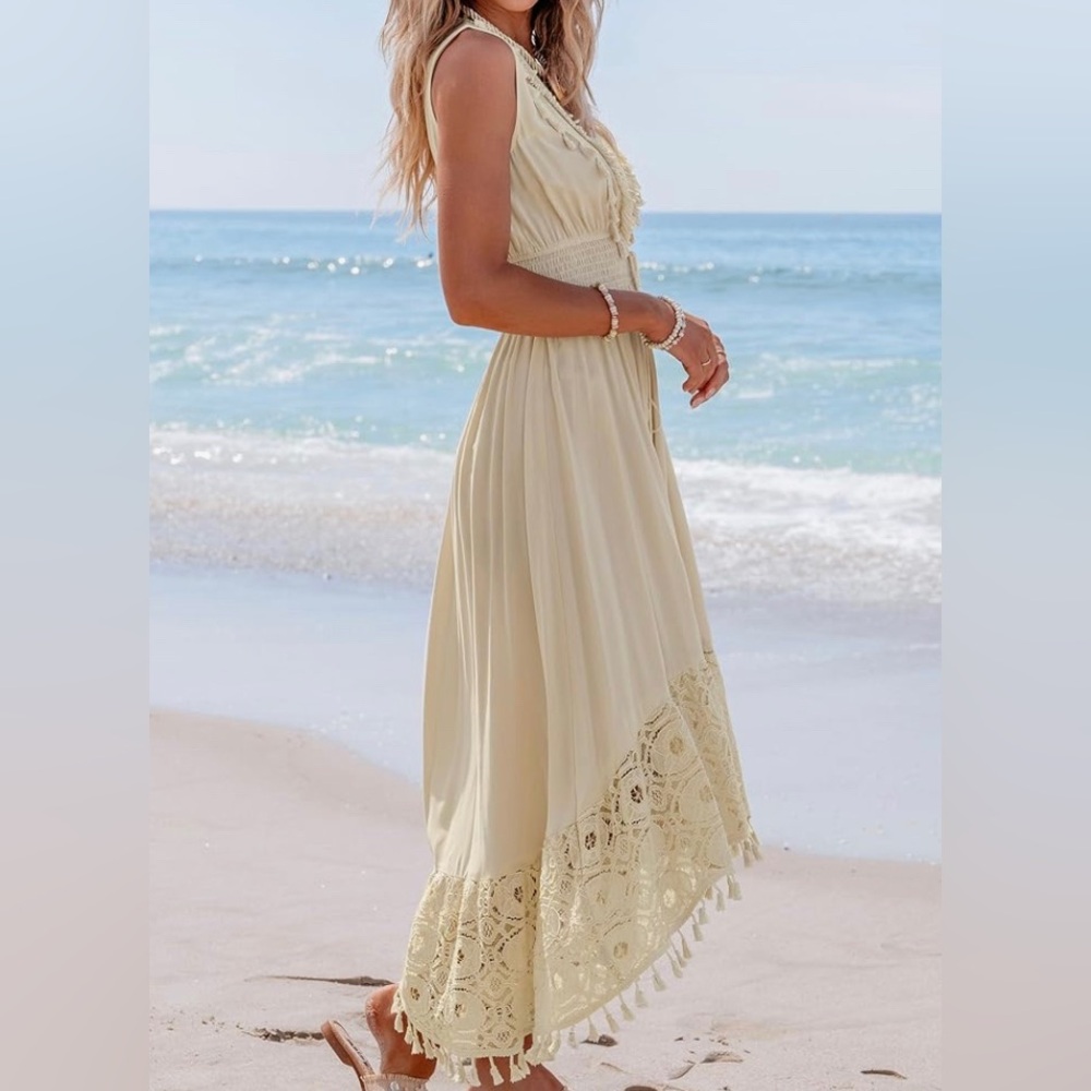 CUPSHE Cream V Neck Sleeveless Lace Tassel Smocked Waist Maxi Dress Size M